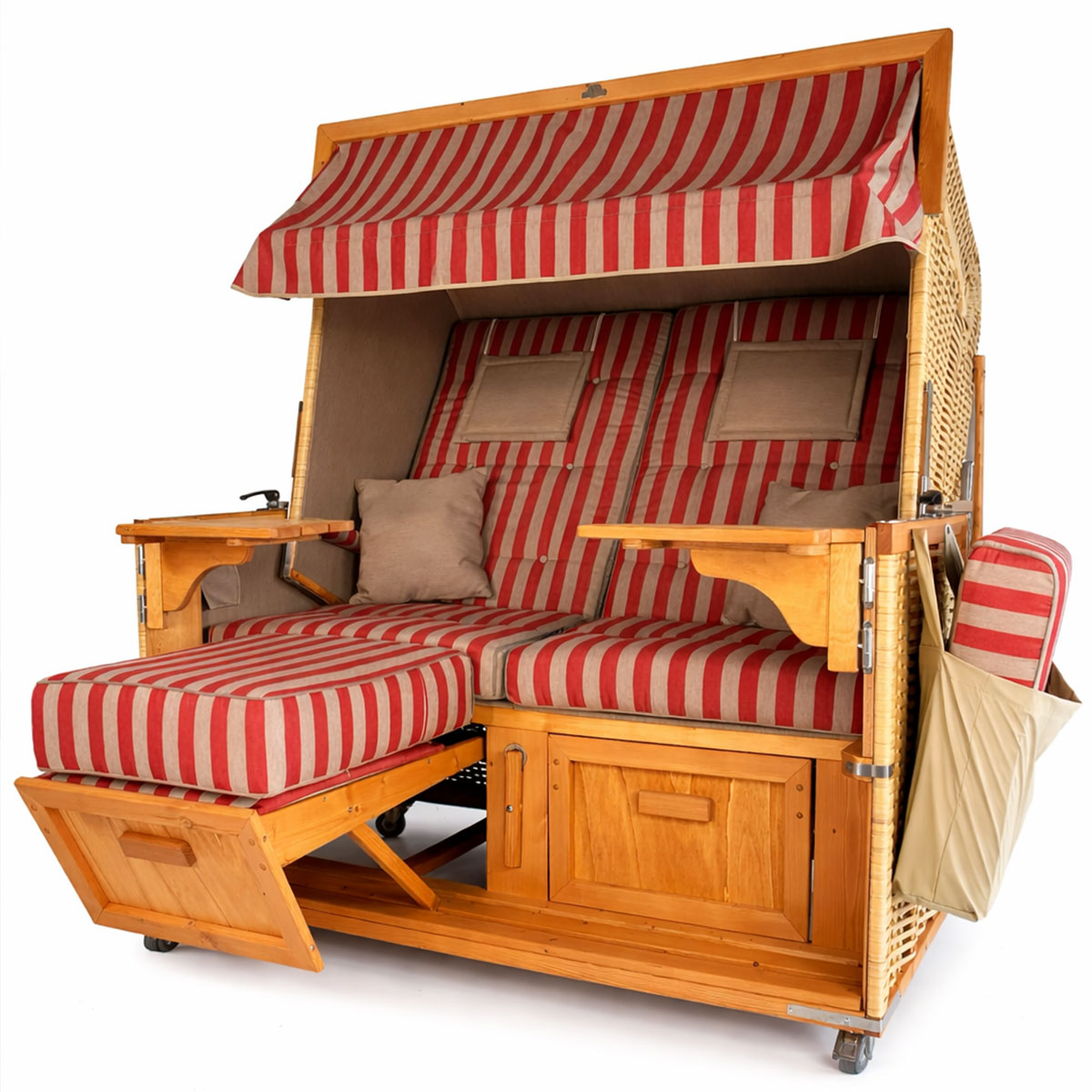 strandkorb-deich-vorne-1028